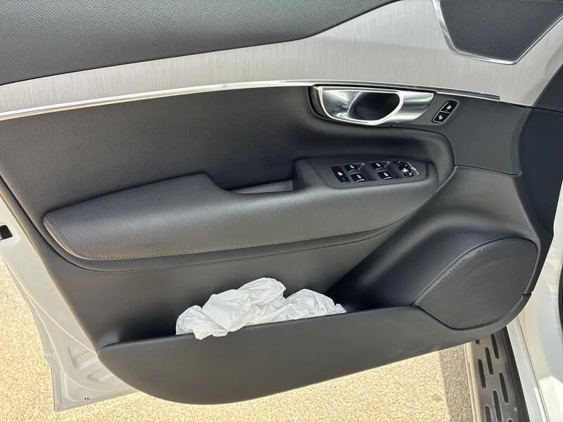 Volvo XC90 2.0 T8 AWD Recharge Inscription Exp - foto 31