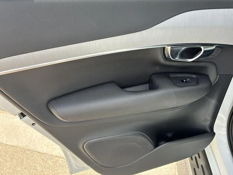 Volvo XC90 2.0 T8 AWD Recharge Inscription Exp - foto 28
