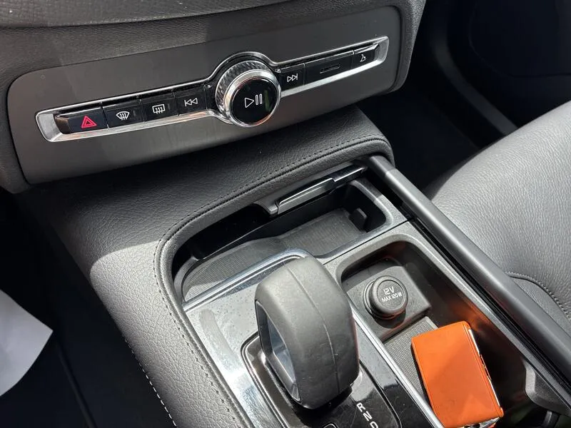 Volvo XC90 2.0 T8 AWD Recharge Inscription Exp - foto 41