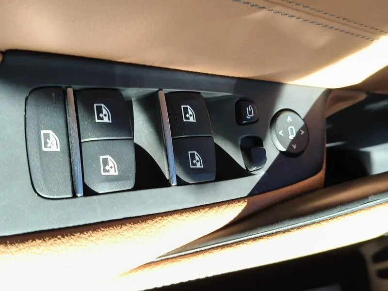 BMW Serie 5 520dA - foto 28