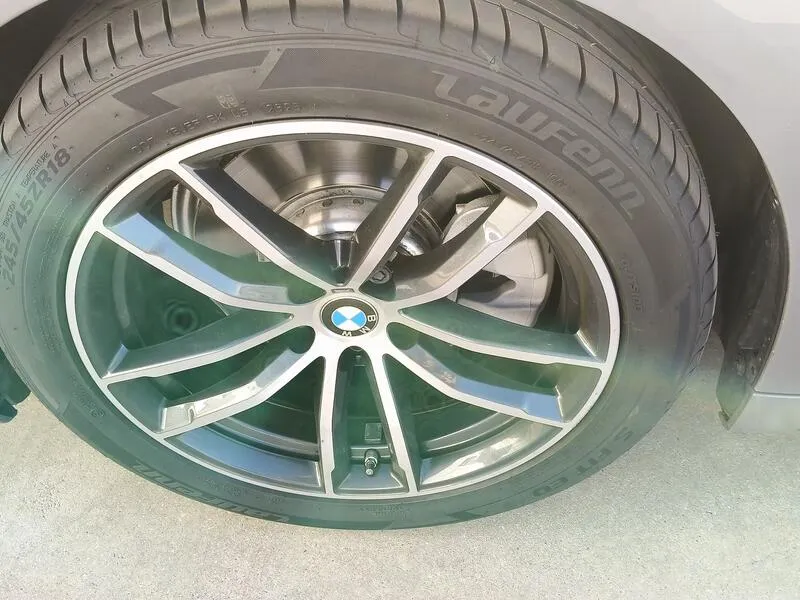 BMW Serie 5 520dA - foto 11