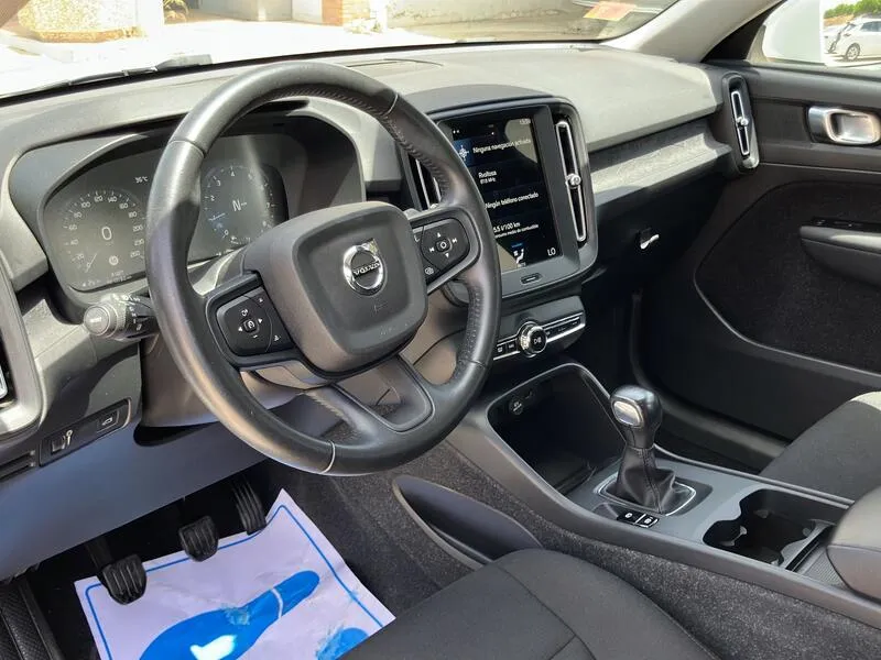 Volvo XC40 1.5 T2 Momentum Core - foto 10