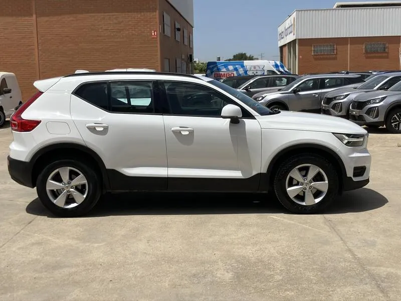 Volvo XC40 1.5 T2 Momentum Core - foto 7