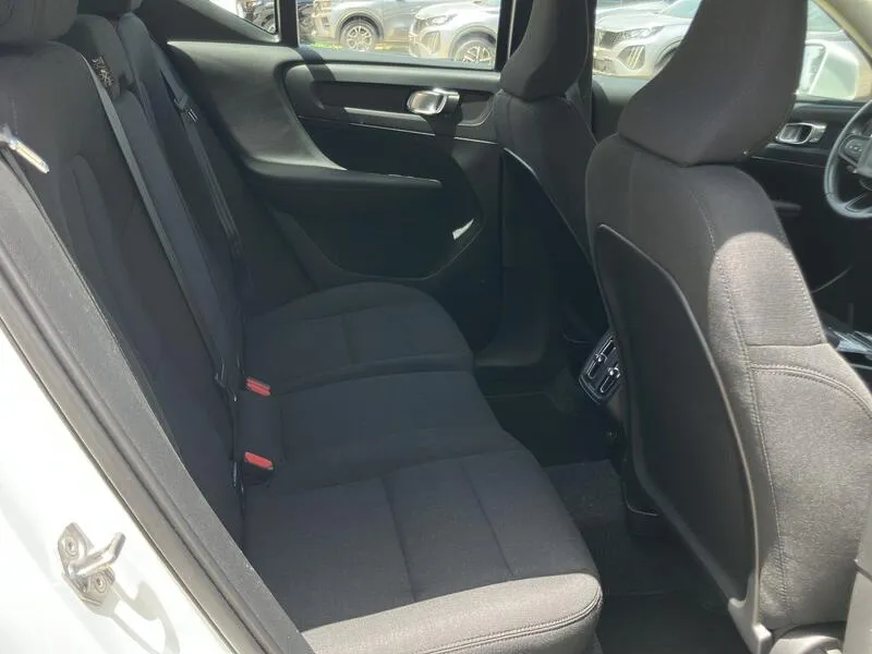 Volvo XC40 1.5 T2 Momentum Core - foto 31