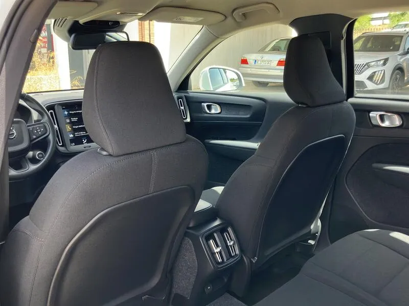 Volvo XC40 1.5 T2 Momentum Core - foto 34