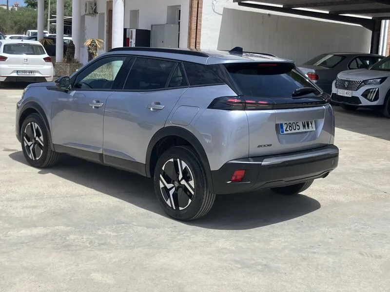 Peugeot 2008 Allure 1.2 PureTech - foto 4