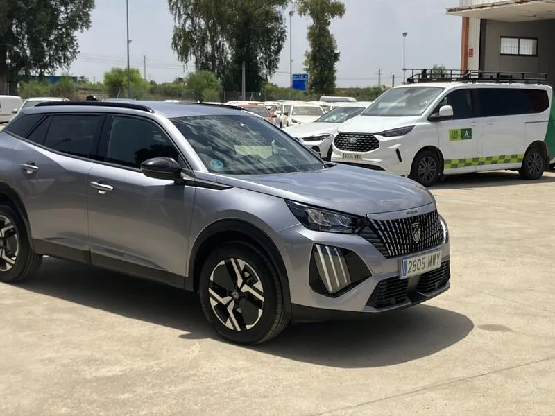 Peugeot 2008 Allure 1.2 PureTech - foto 8