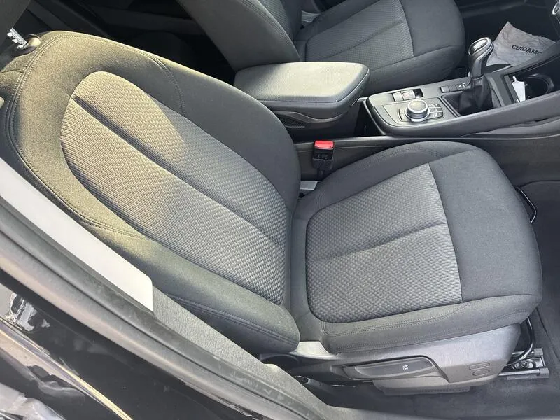 BMW X1 sDrive16d Business - foto 23