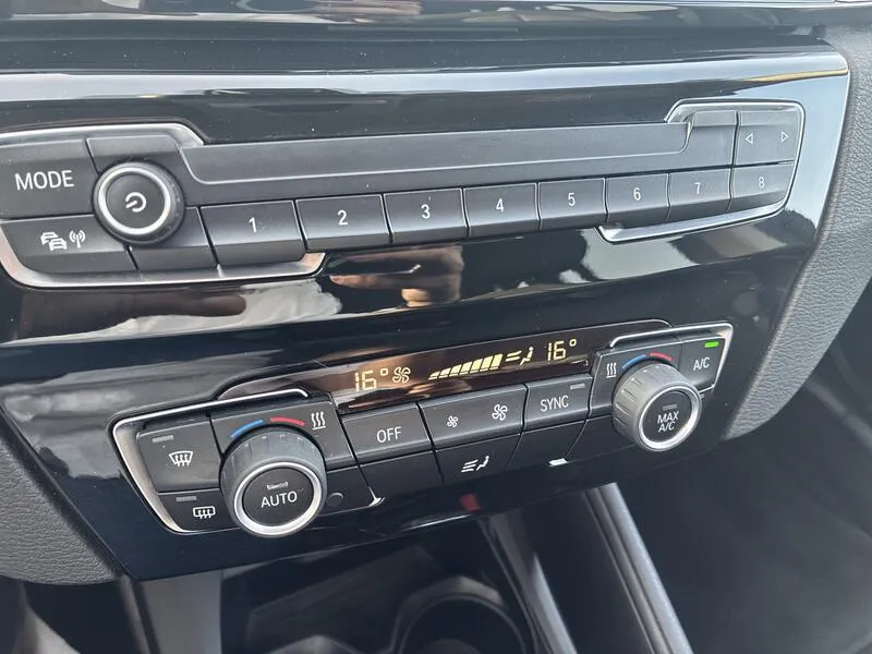 BMW X1 sDrive16d Business - foto 37