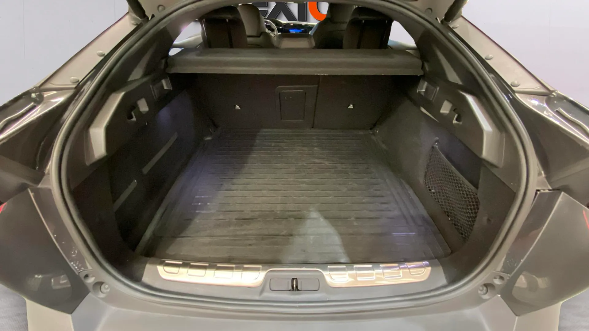 Peugeot 408 Allure Pack PHEV 180 e-EAT8 - foto 9