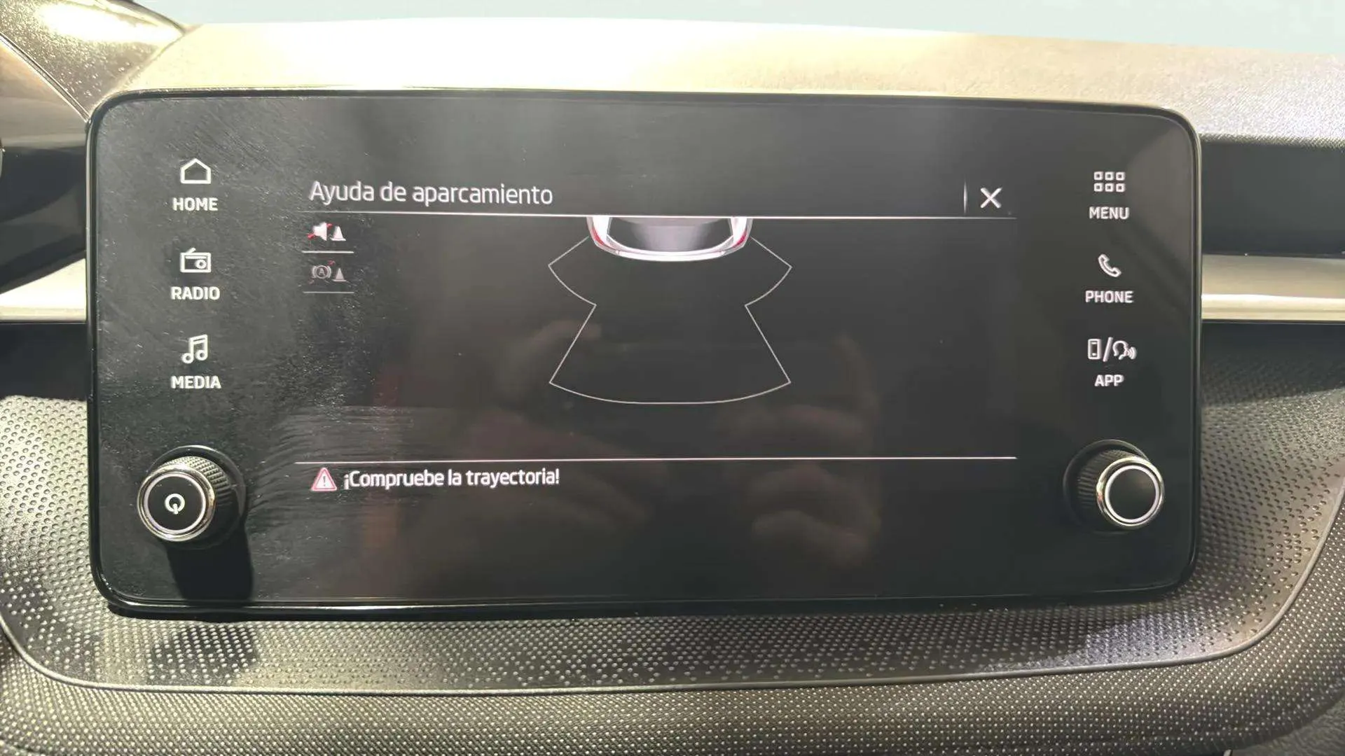 Škoda Fabia 1.0 TSI Selection - foto 15