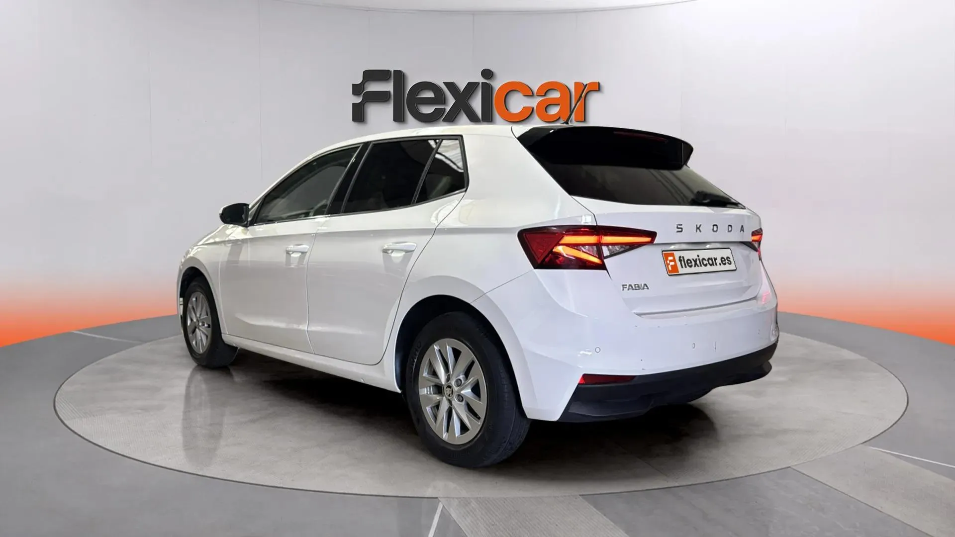 Škoda Fabia 1.0 TSI Selection - foto 5