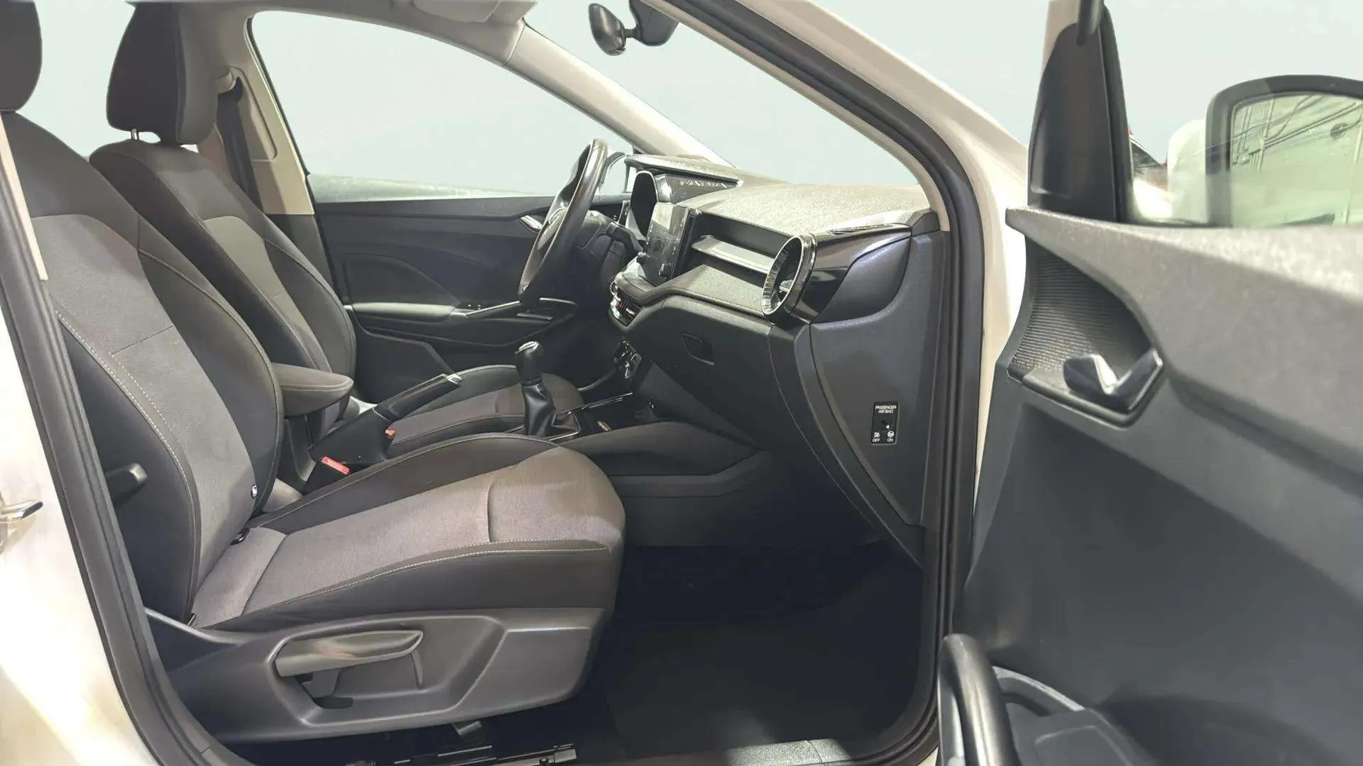 Škoda Fabia 1.0 TSI Selection - foto 21