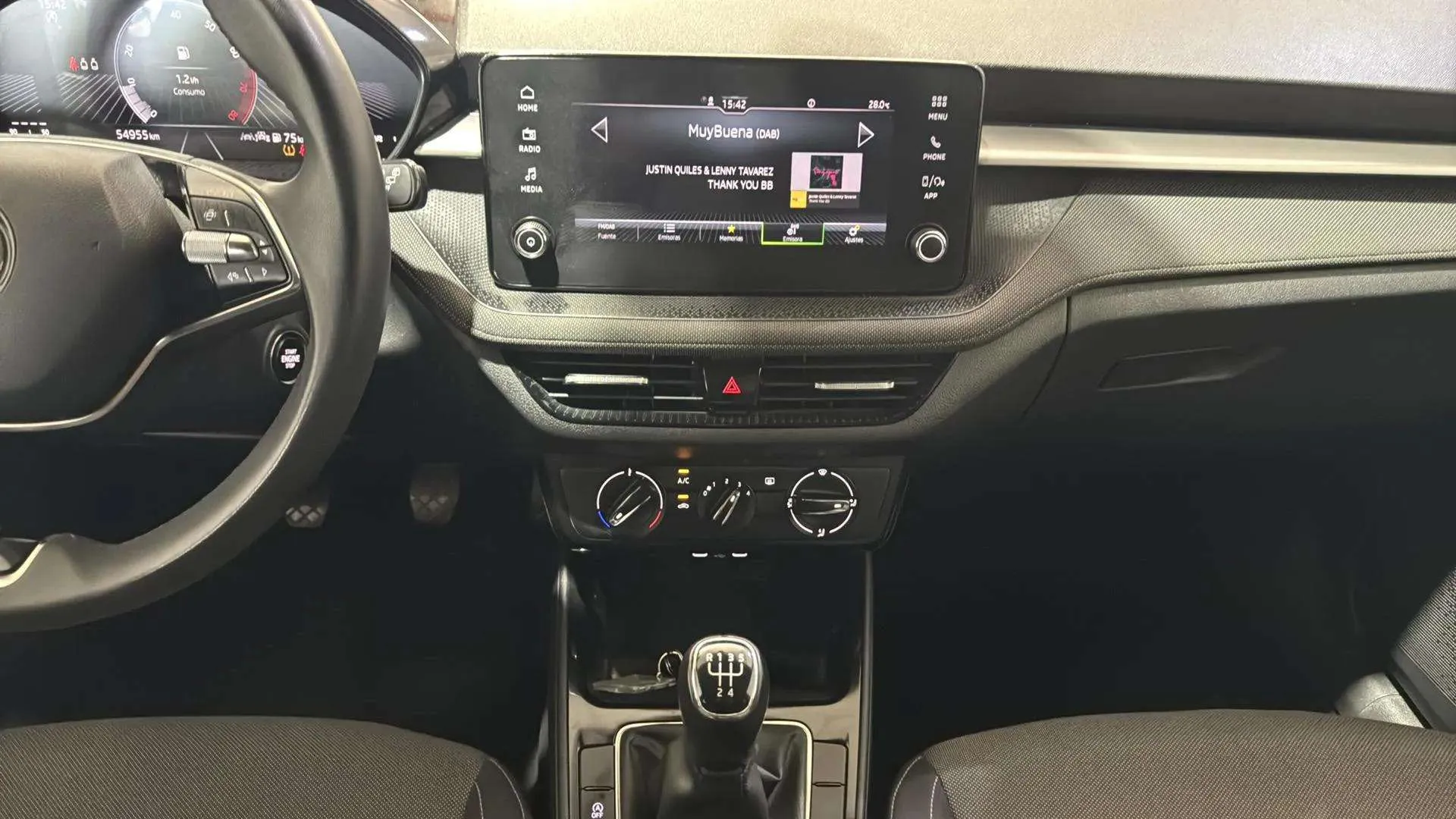 Škoda Fabia 1.0 TSI Selection - foto 12