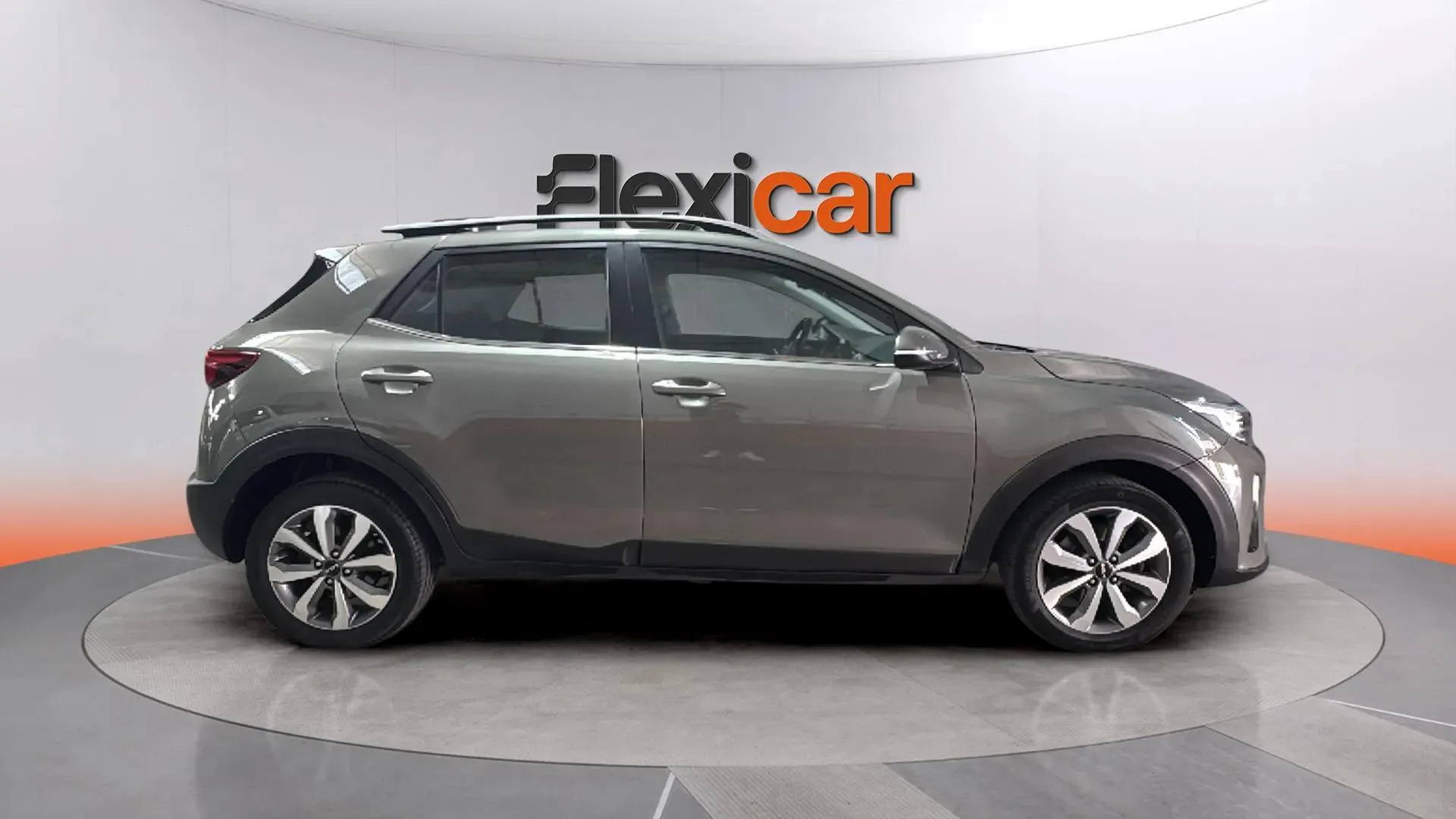Kia Stonic 1.0 T-GDi MHEV iMT Drive - foto 8