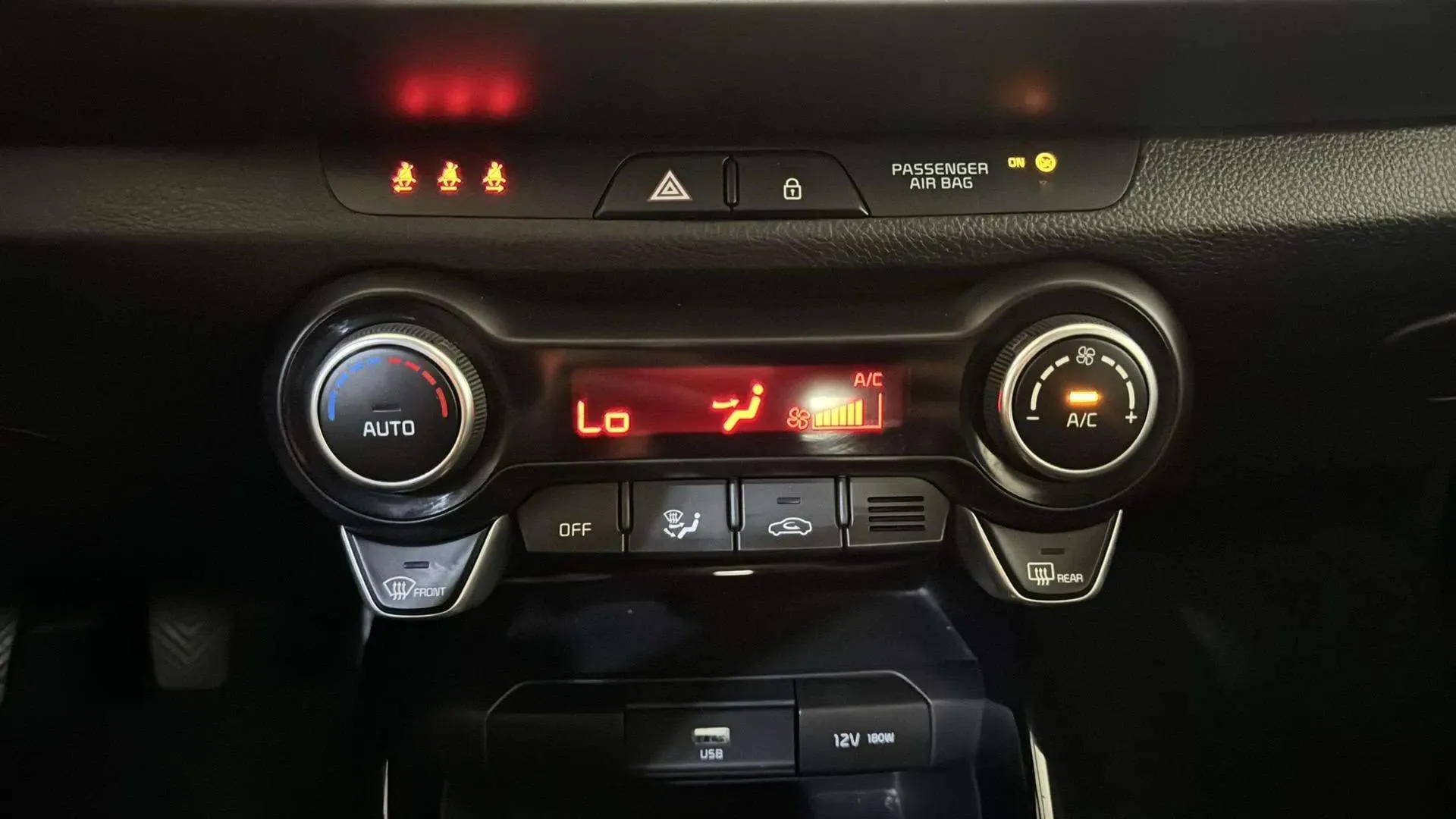 Kia Stonic 1.0 T-GDi MHEV iMT Drive - foto 19