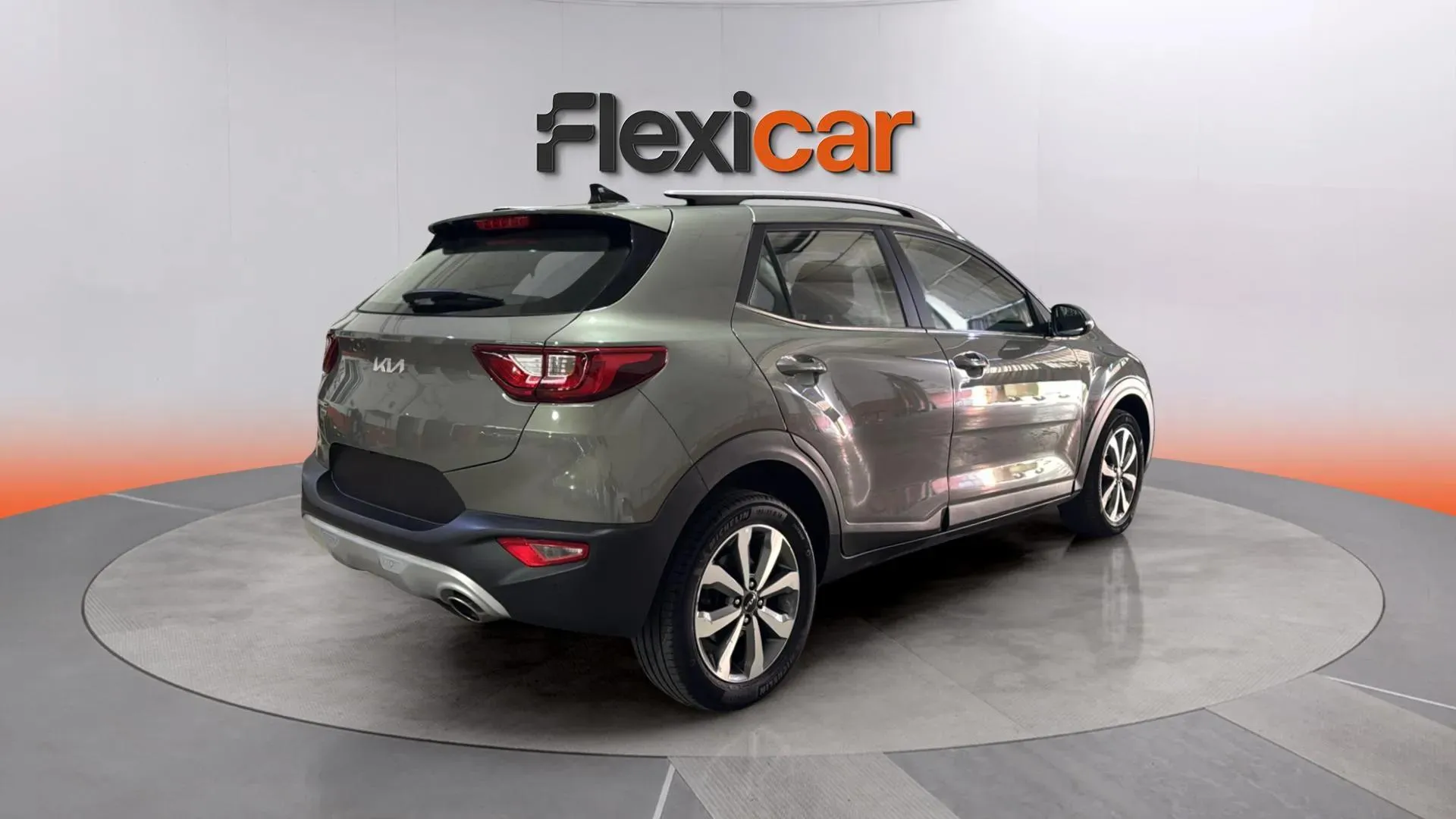 Kia Stonic 1.0 T-GDi MHEV iMT Drive - foto 7
