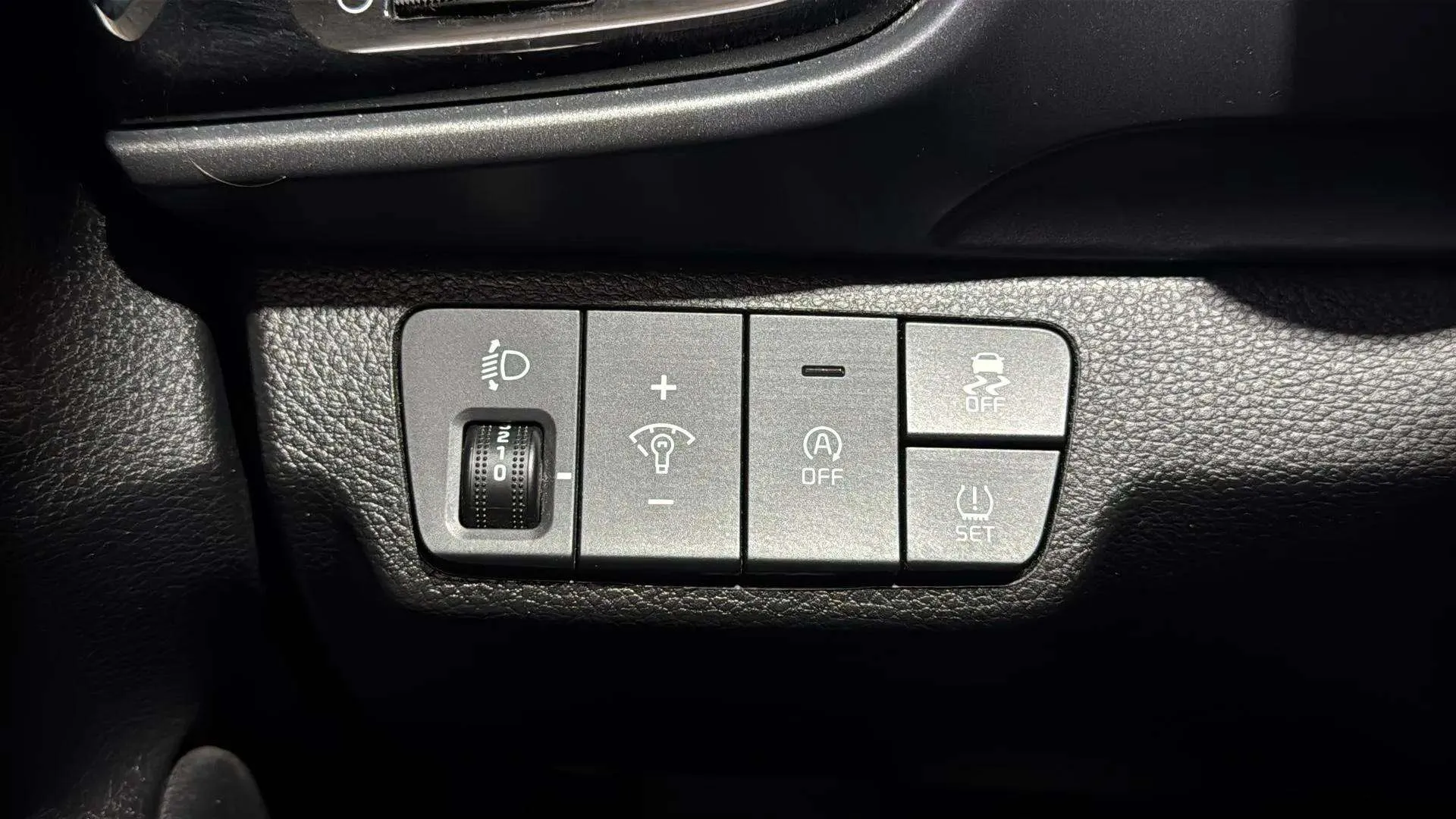Kia Stonic 1.0 T-GDi MHEV iMT Drive - foto 20