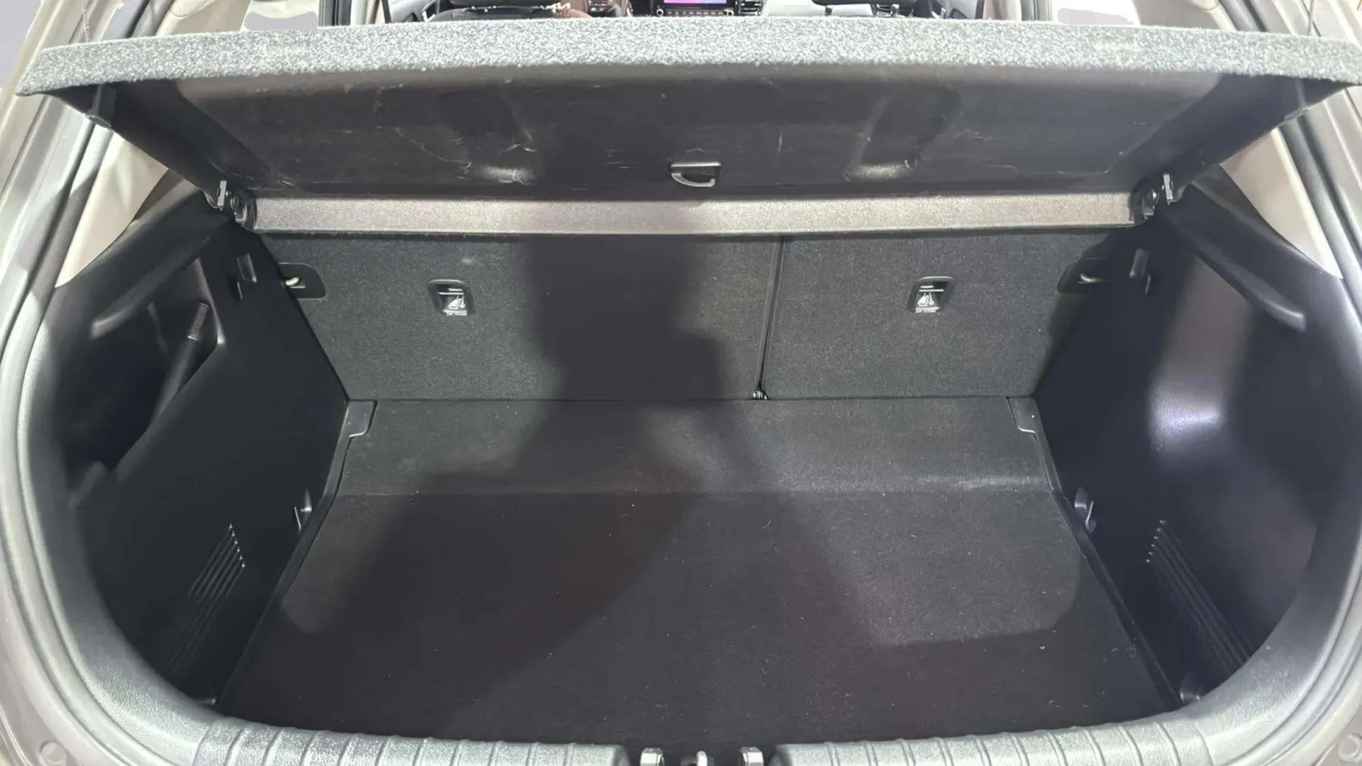 Kia Stonic 1.0 T-GDi MHEV iMT Drive - foto 27