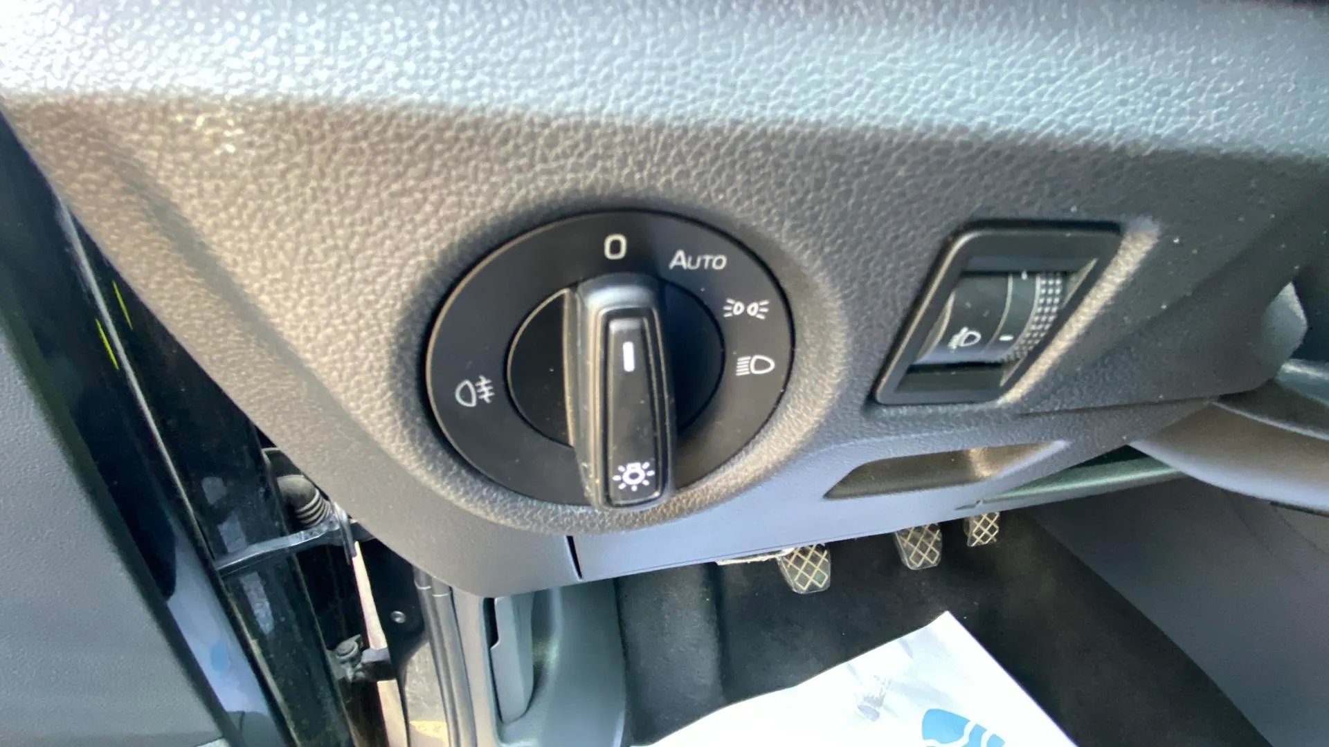Škoda Kamiq 1.5 TSI Ambition - foto 24