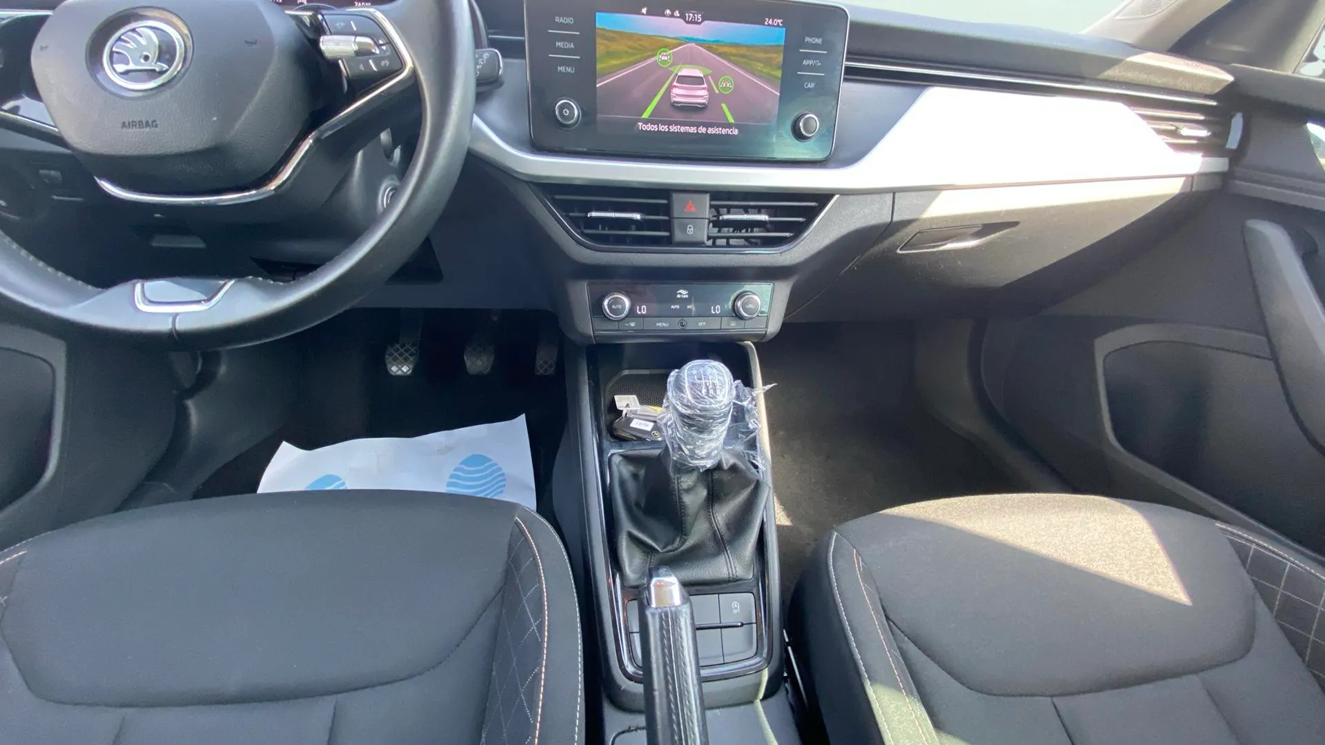 Škoda Kamiq 1.5 TSI Ambition - foto 9