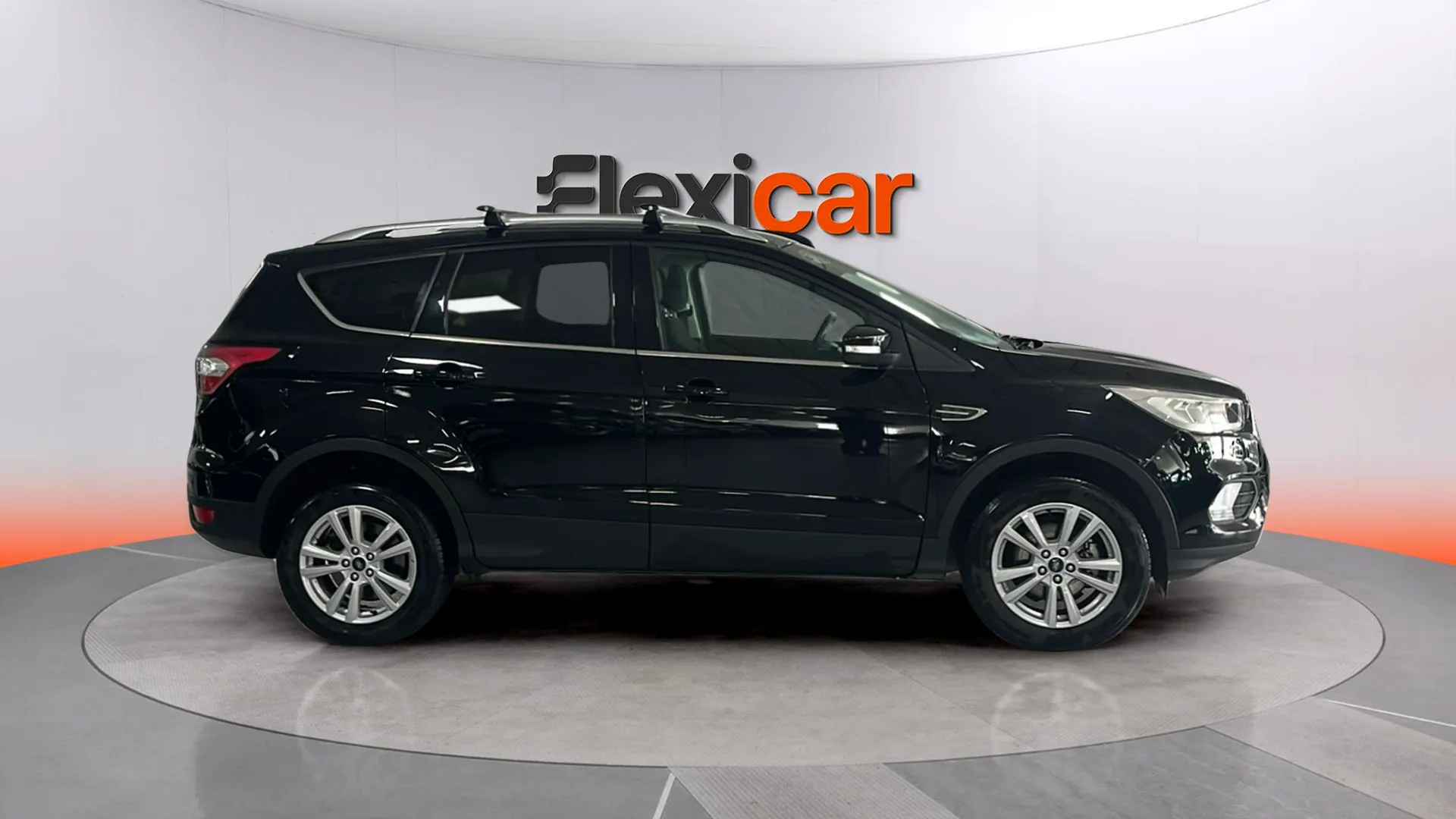 Ford Kuga 1.5 EcoBoost 4x2 Titanium - foto 4
