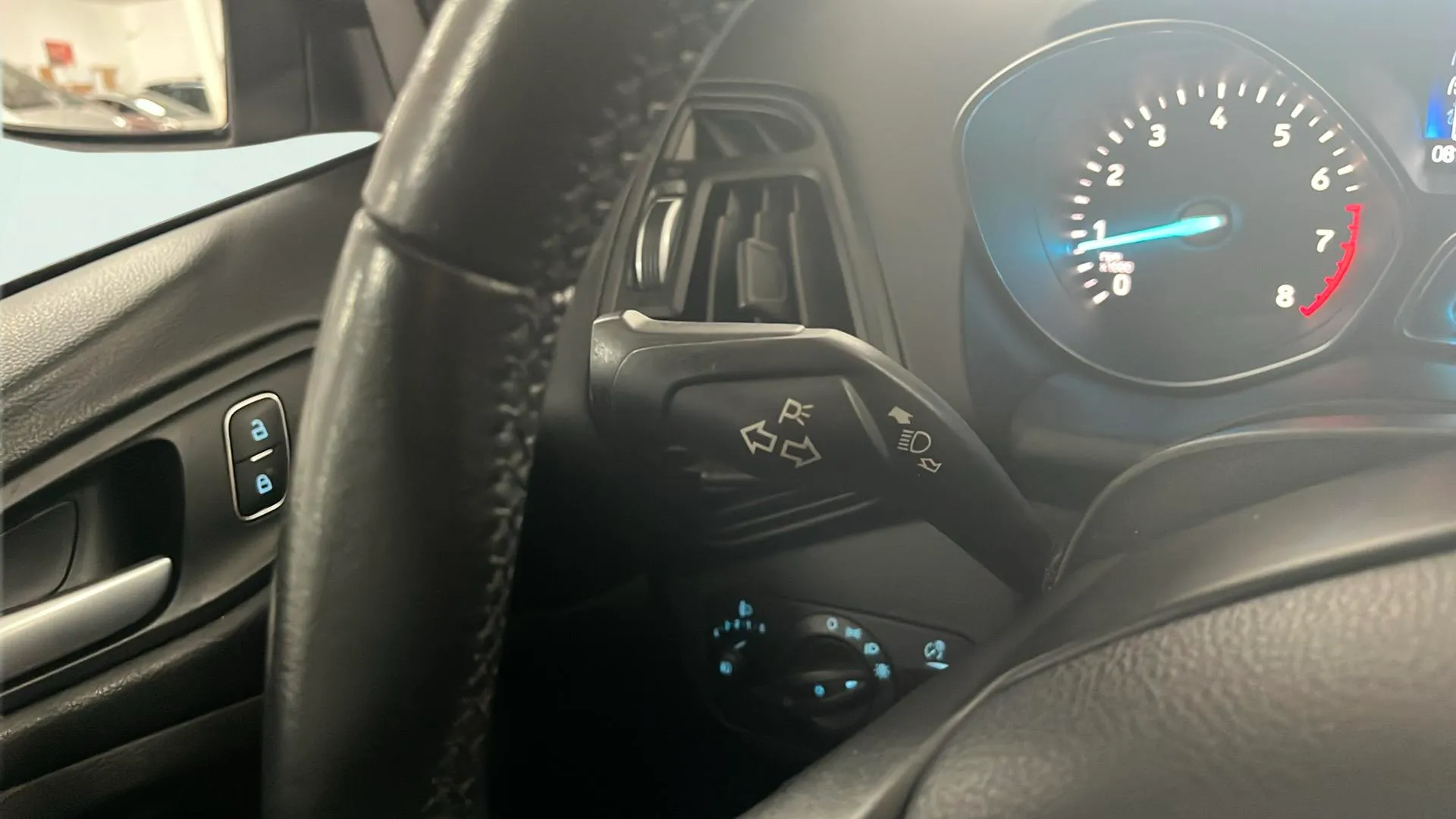 Ford Kuga 1.5 EcoBoost 4x2 Titanium - foto 16