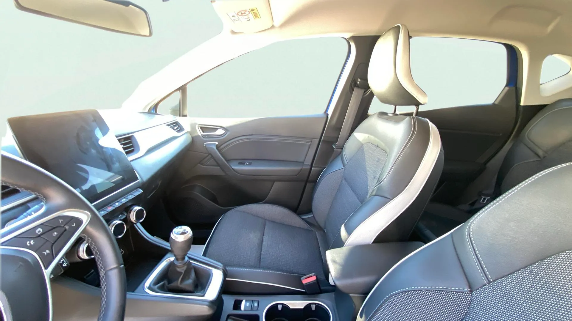 Renault Captur techno TCe - foto 12