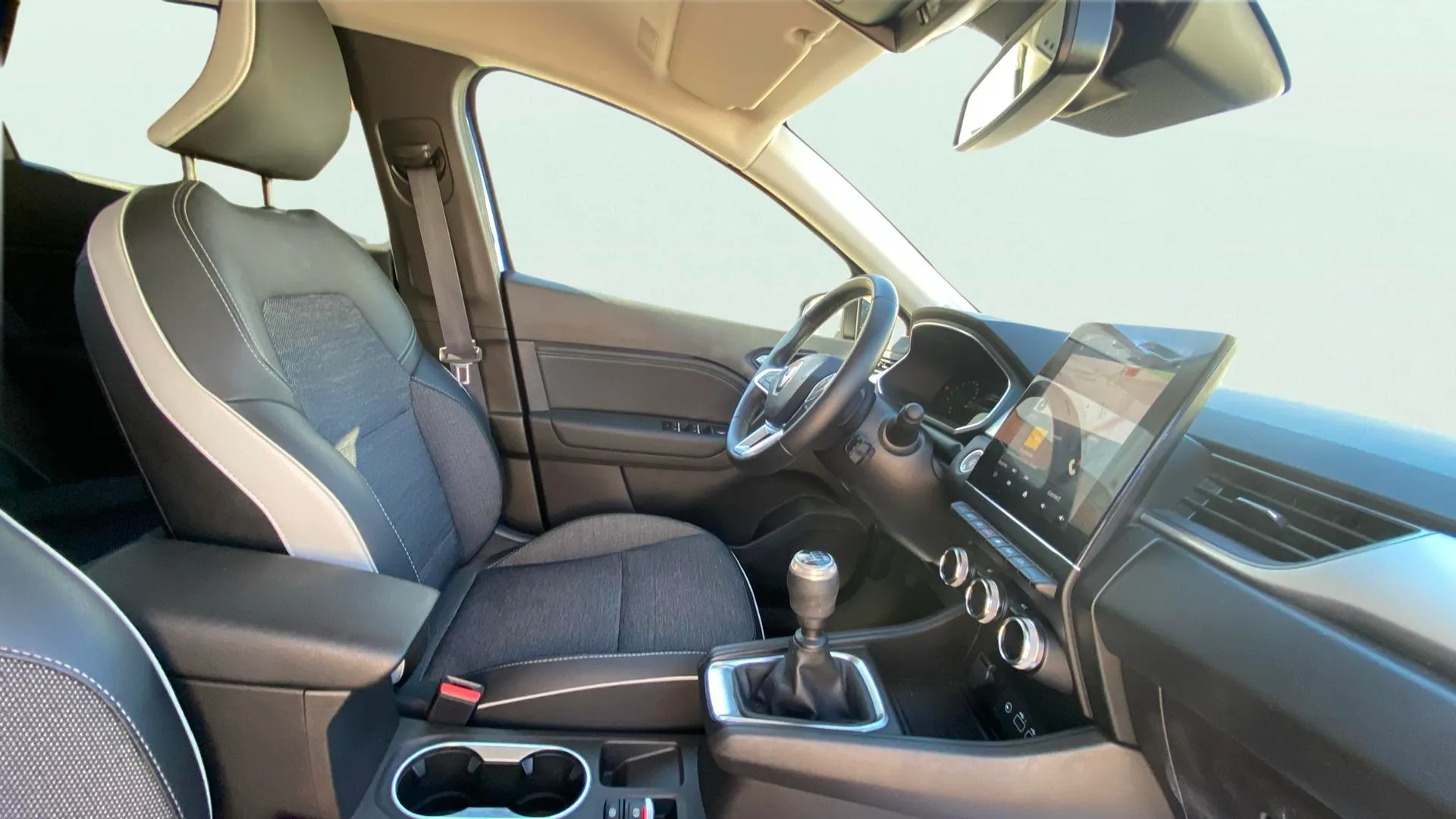 Renault Captur techno TCe - foto 10