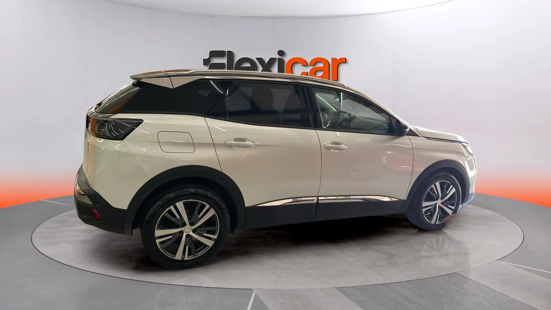 Peugeot 3008 1.5 BlueHDi Allure EAT8 - foto 7