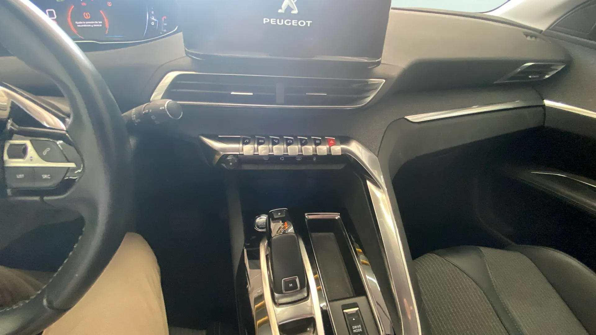 Peugeot 3008 1.5 BlueHDi Allure EAT8 - foto 9