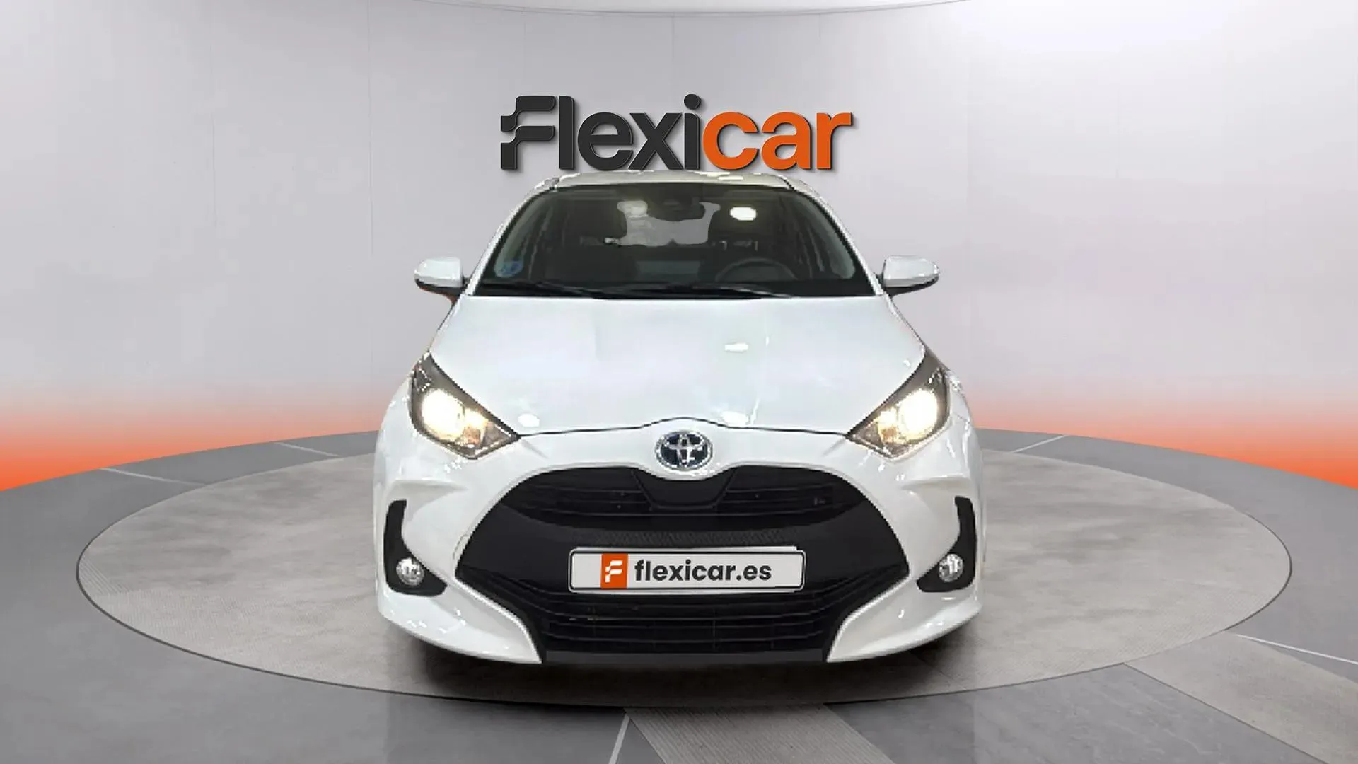 Toyota Yaris 1.5 120H Active Tech - foto 2