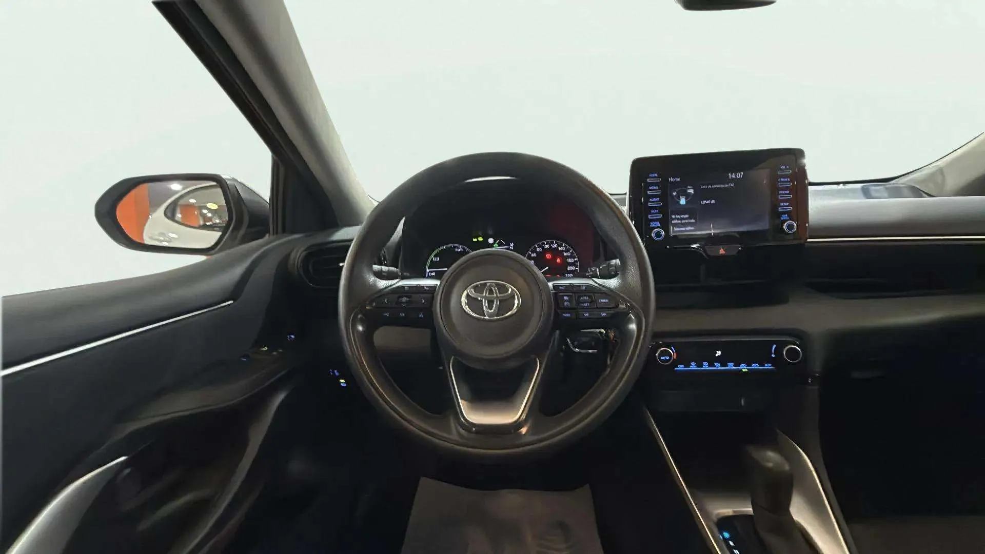 Toyota Yaris 1.5 120H Active Tech - foto 10