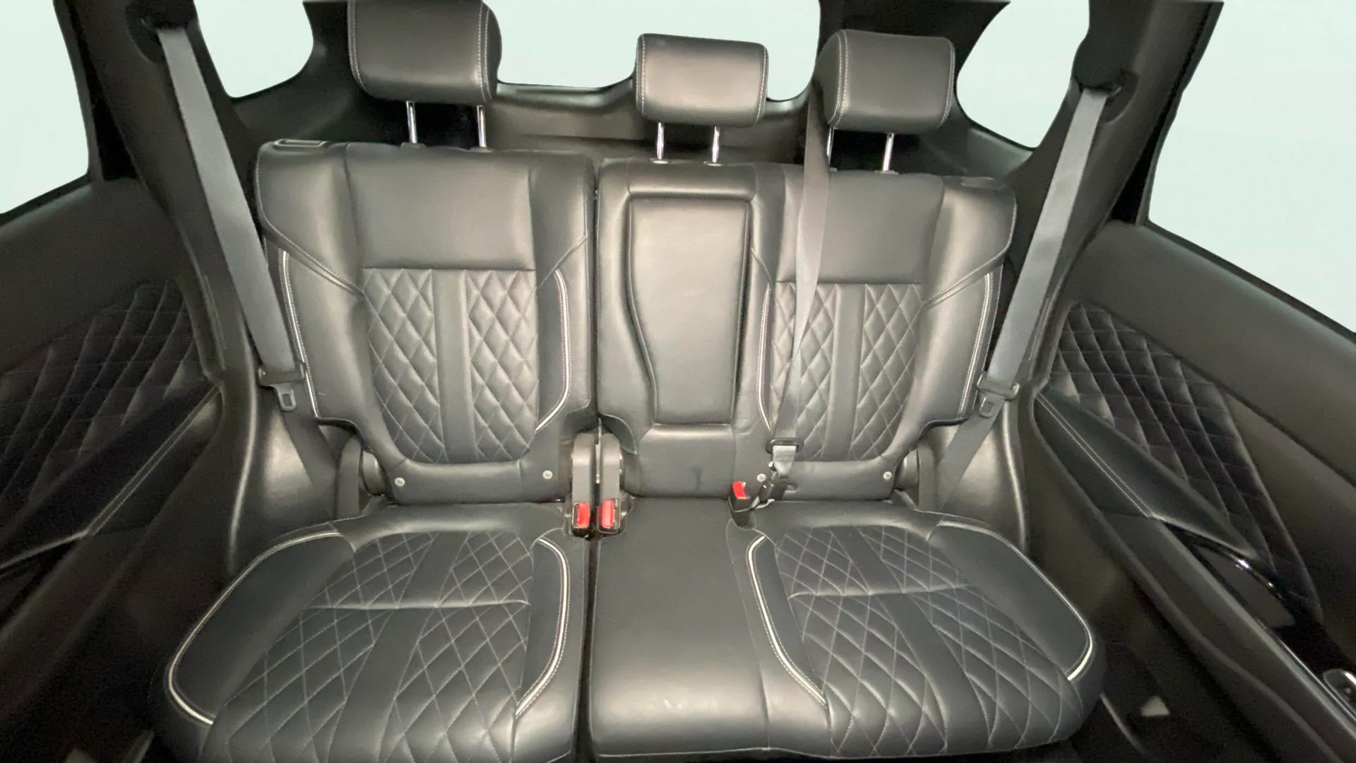 Mitsubishi Outlander 2.4 PHEV Kaiteki 4WD - foto 28