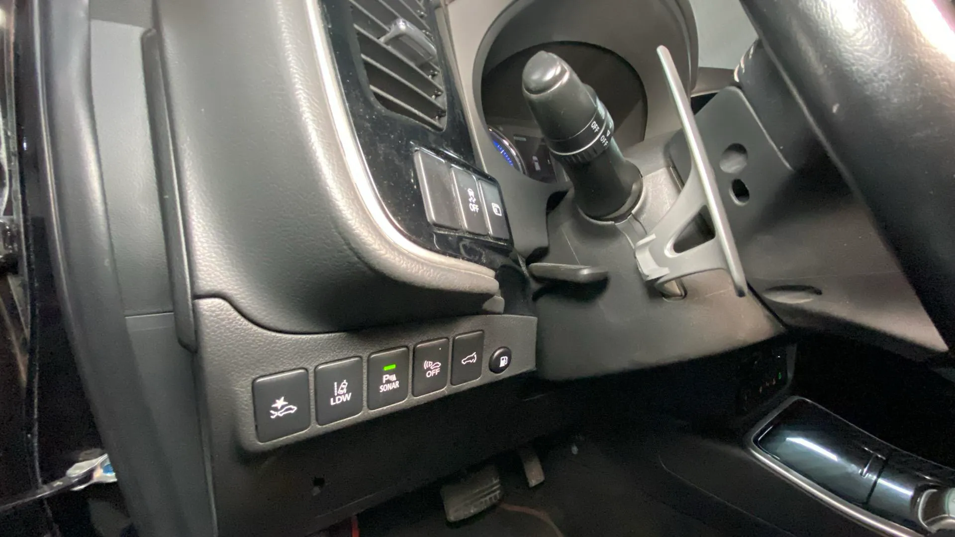 Mitsubishi Outlander 2.4 PHEV Kaiteki 4WD - foto 14