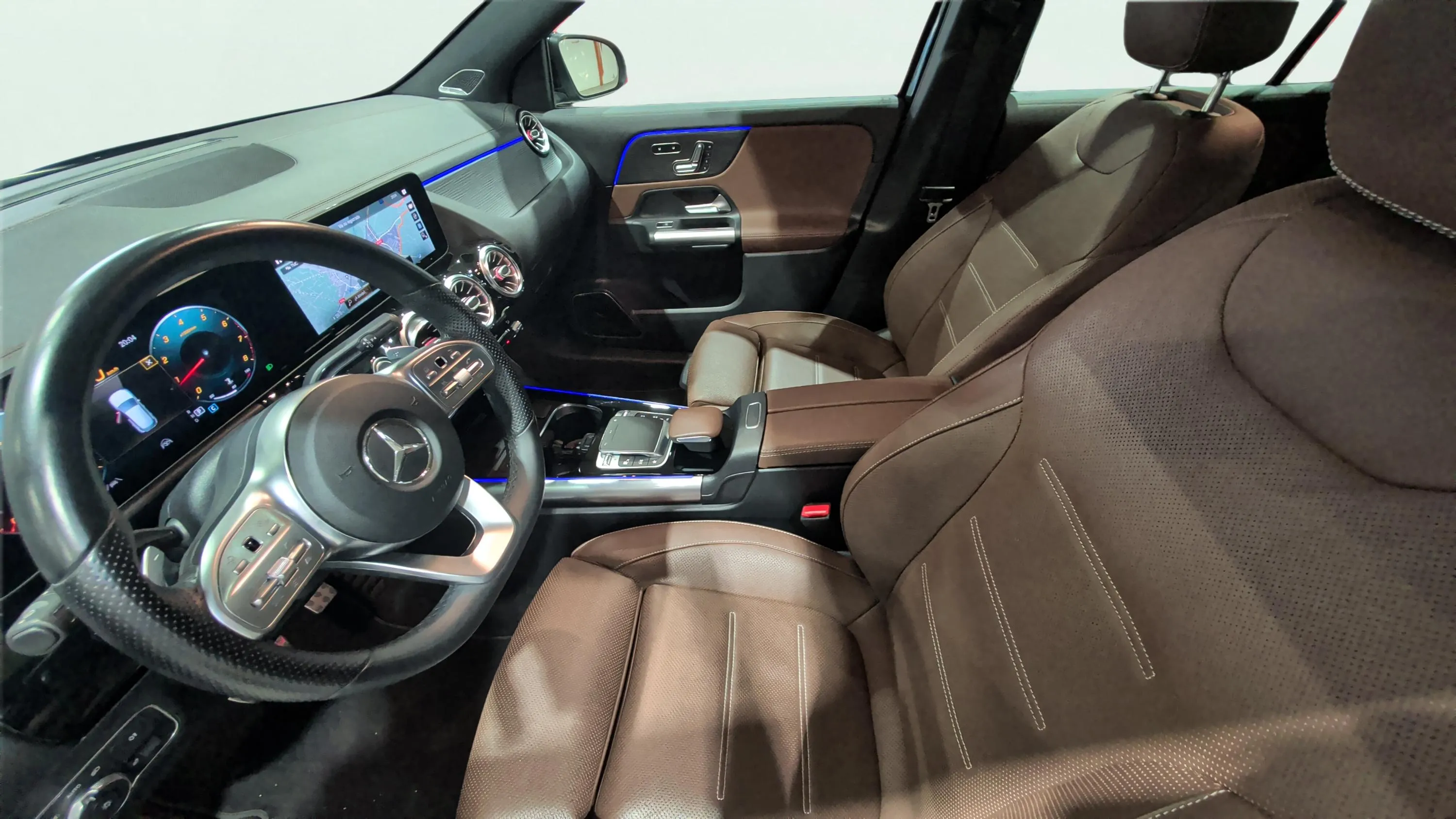 Mercedes-Benz GLA 250 4MATIC - foto 12