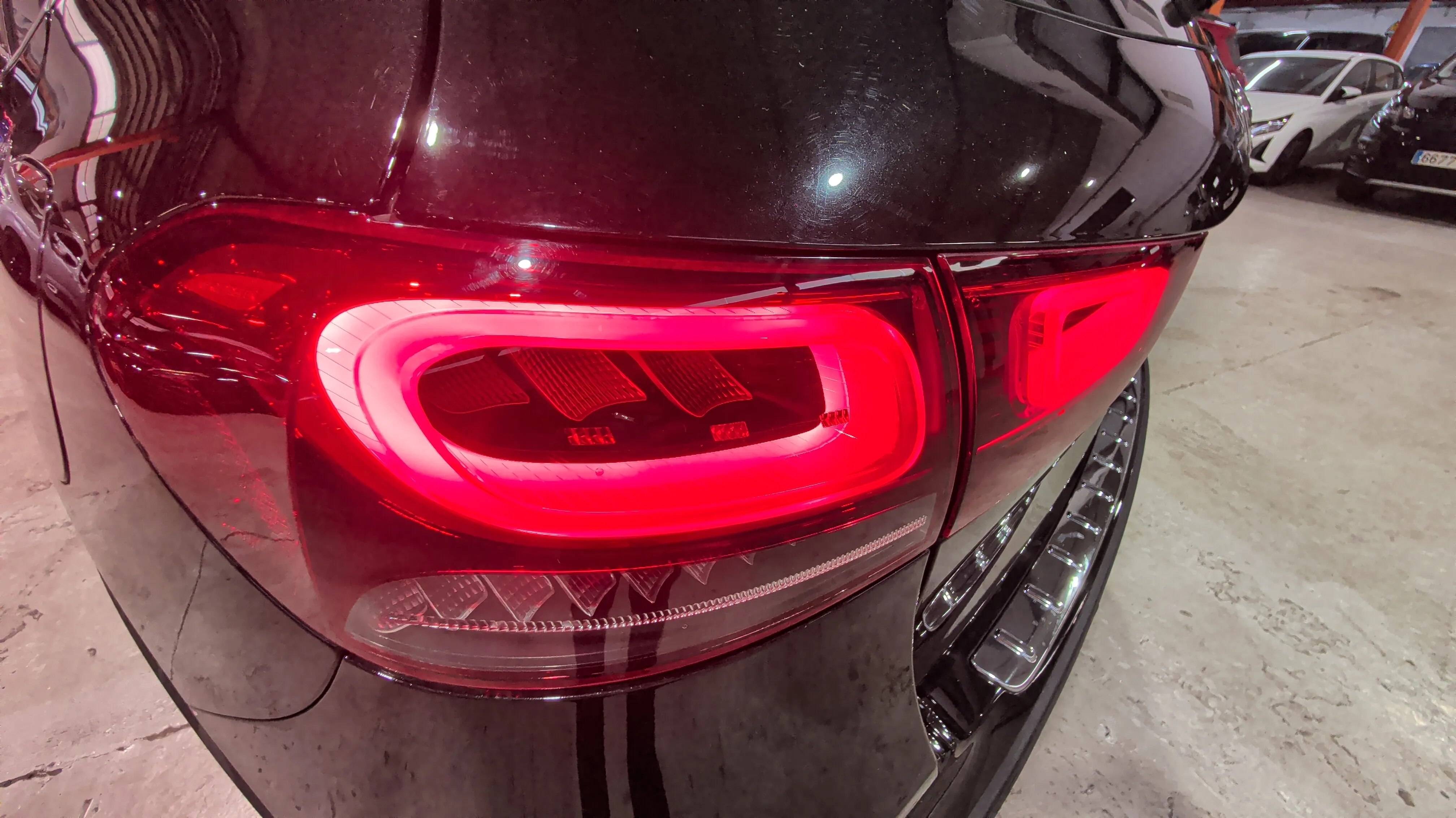 Mercedes-Benz GLA 250 4MATIC - foto 24