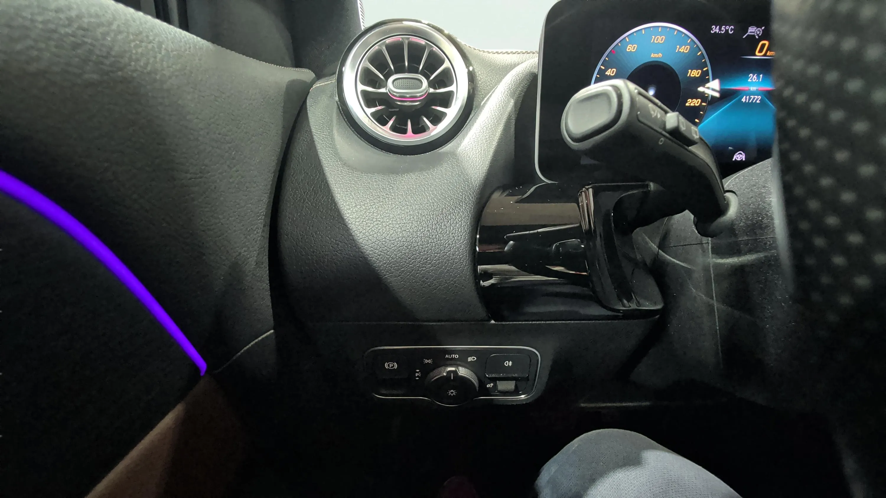 Mercedes-Benz GLA 250 4MATIC - foto 10