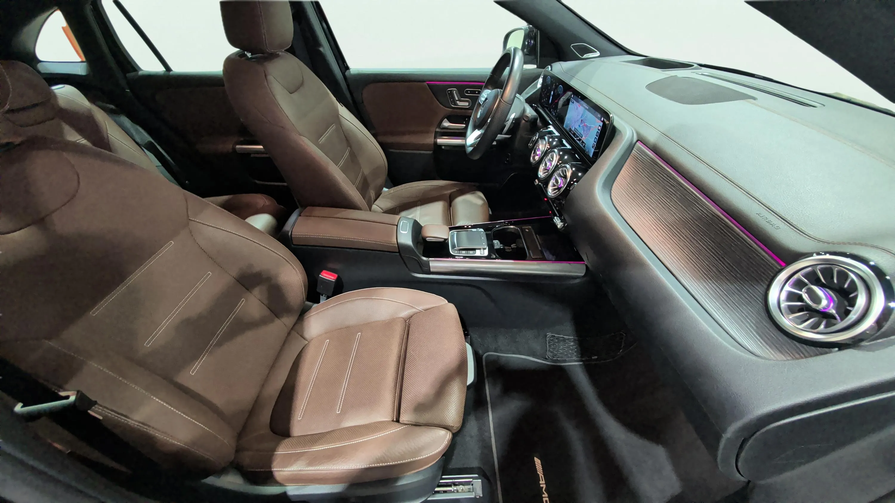 Mercedes-Benz GLA 250 4MATIC - foto 14