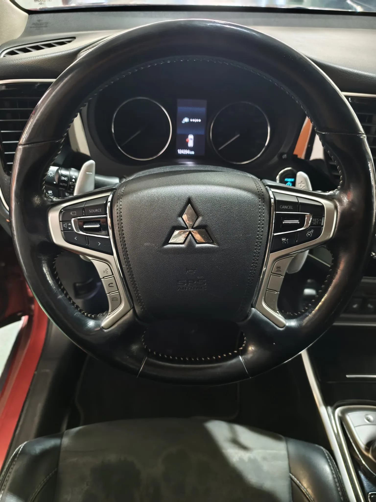 Mitsubishi Outlander 2.0 PHEV Kaiteki 4WD - foto 15