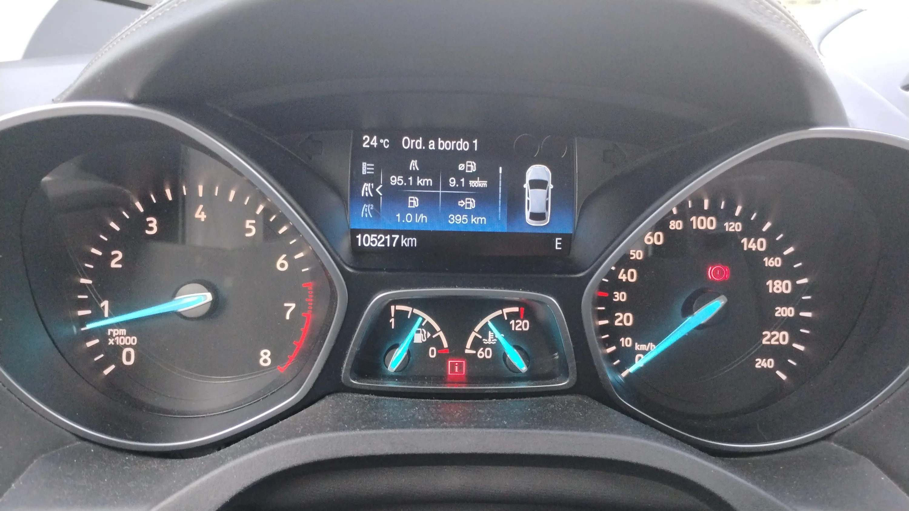 Ford Kuga 1.5 EcoBoost 4x2 Vignale - foto 14