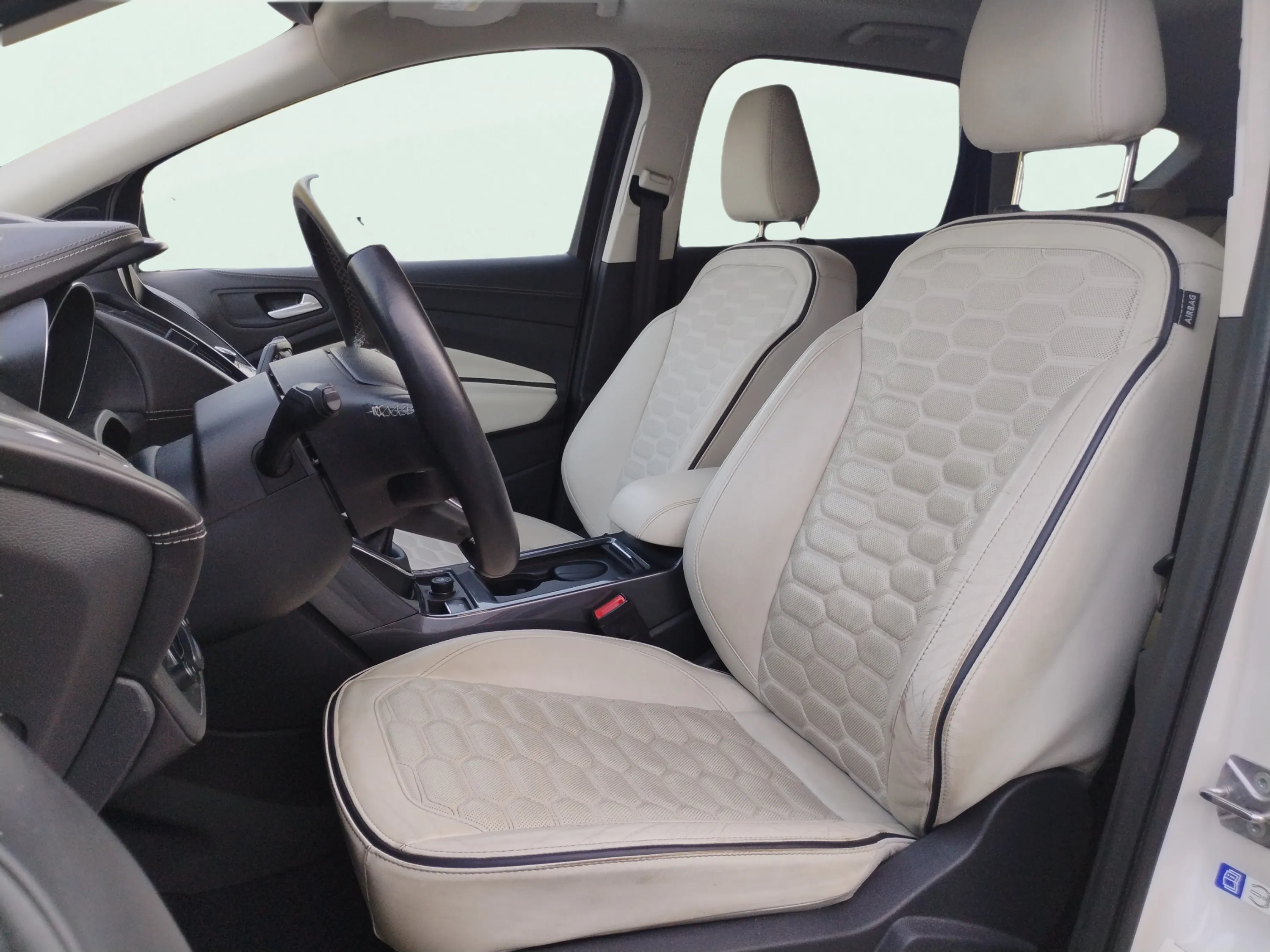 Ford Kuga 1.5 EcoBoost 4x2 Vignale - foto 12