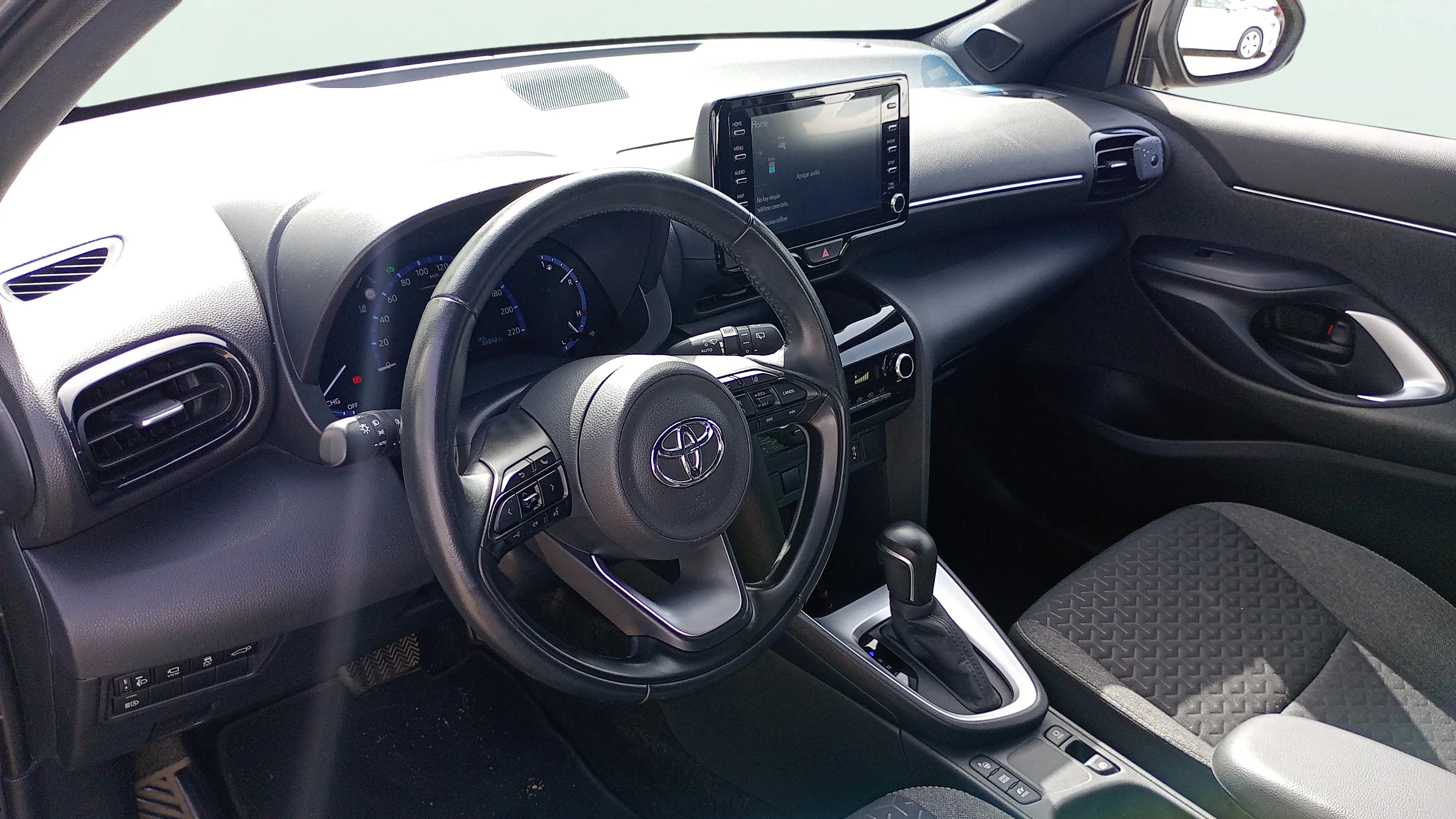 Toyota Yaris Cross 1.5 120H Active Tech - foto 12