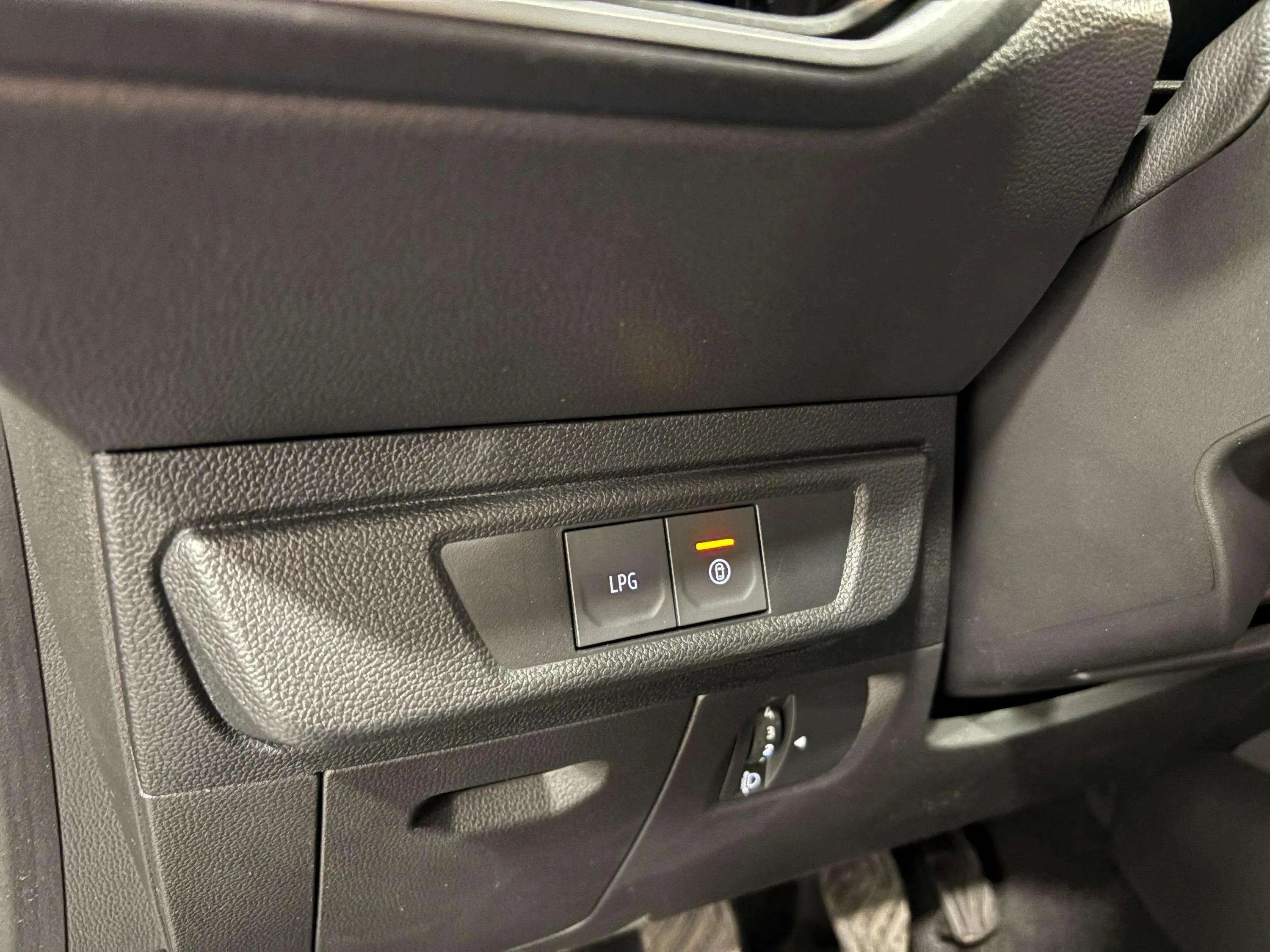 Dacia Sandero Essential ECO-G - foto 14