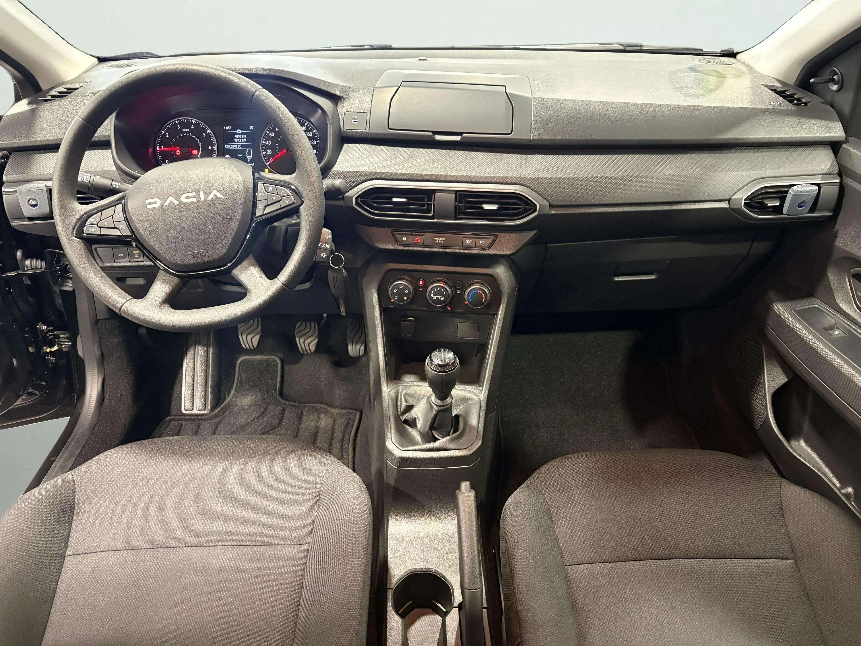 Dacia Sandero Essential ECO-G - foto 9