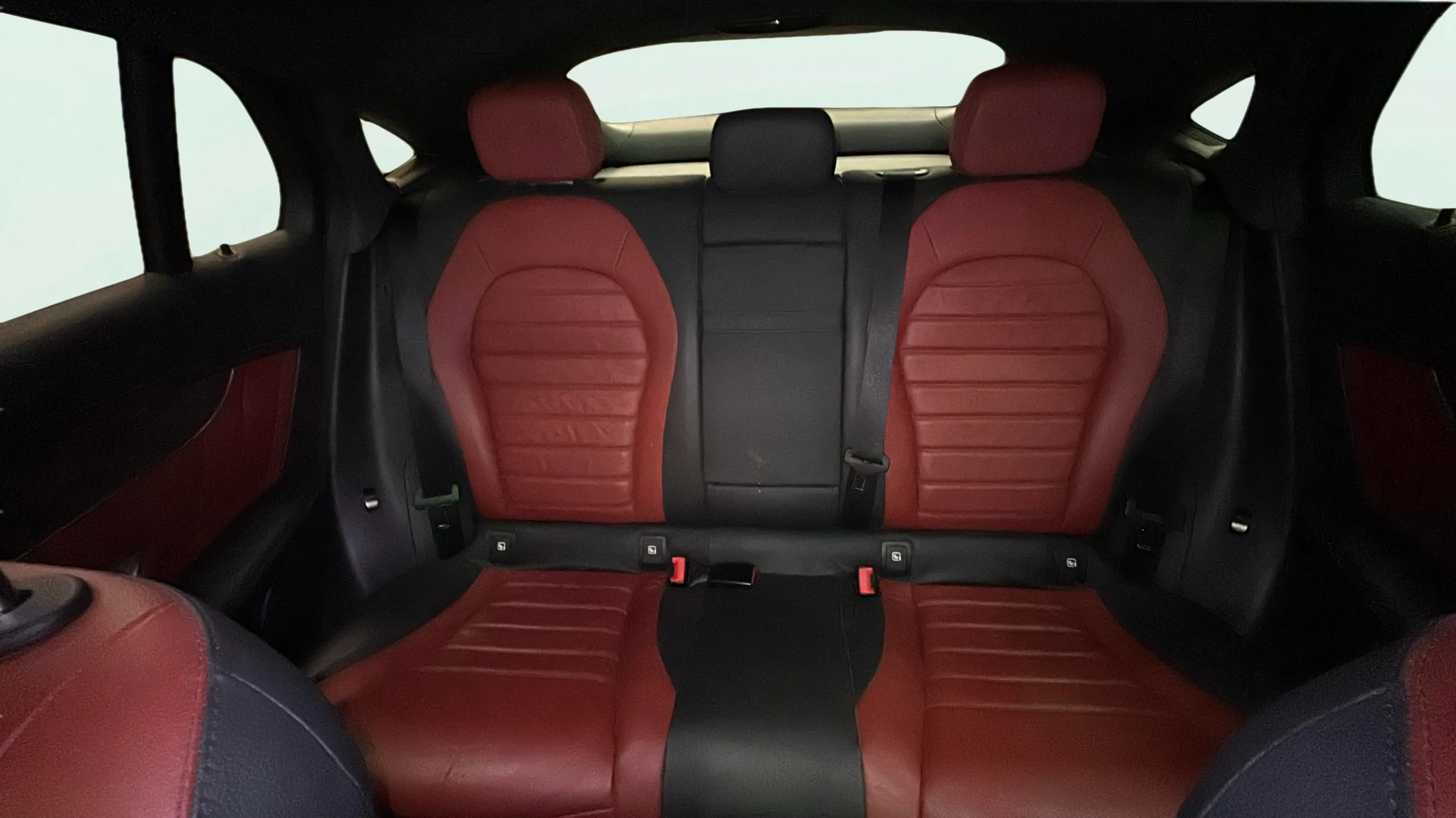 Mercedes-Benz GLC 300 4MATIC - foto 12