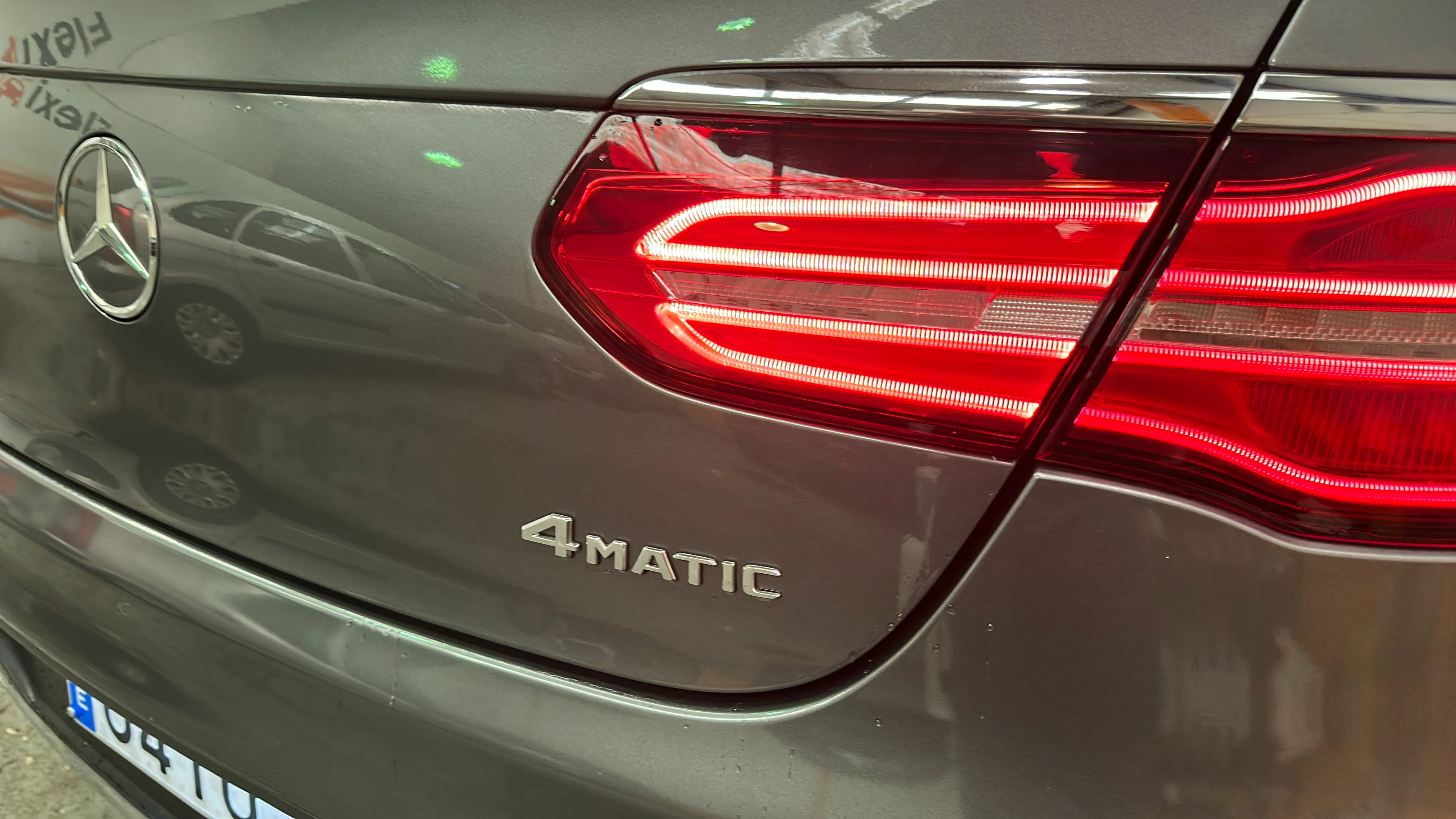 Mercedes-Benz GLC 300 4MATIC - foto 22