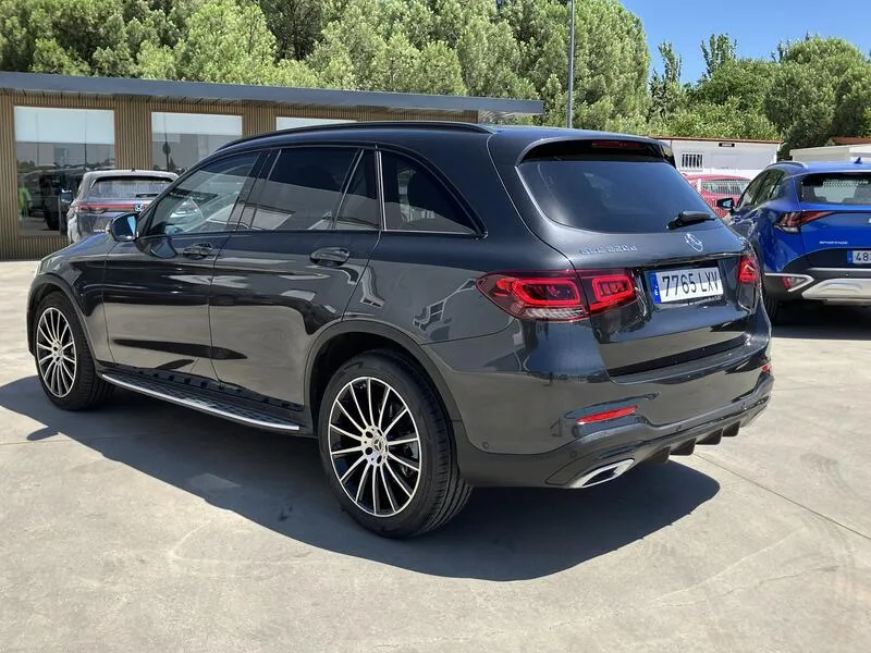 Mercedes-Benz GLC 220 d 4MATIC - foto 4