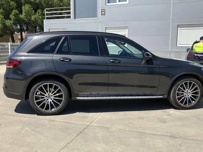 Mercedes-Benz GLC 220 d 4MATIC - foto 7