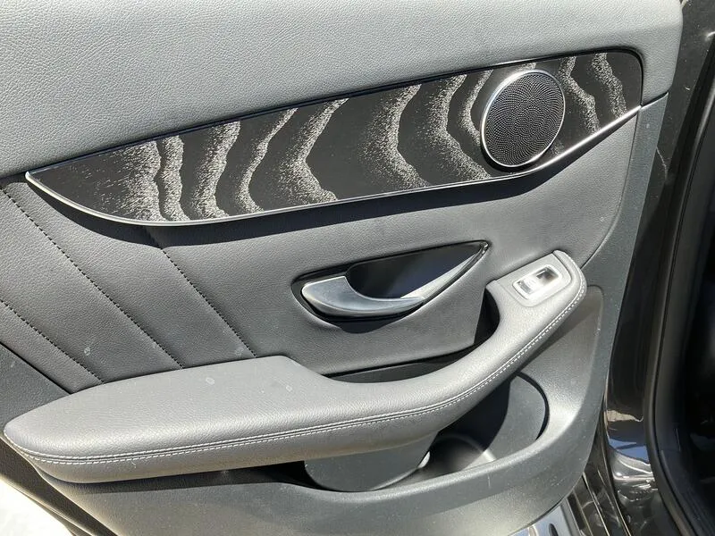 Mercedes-Benz GLC 220 d 4MATIC - foto 22
